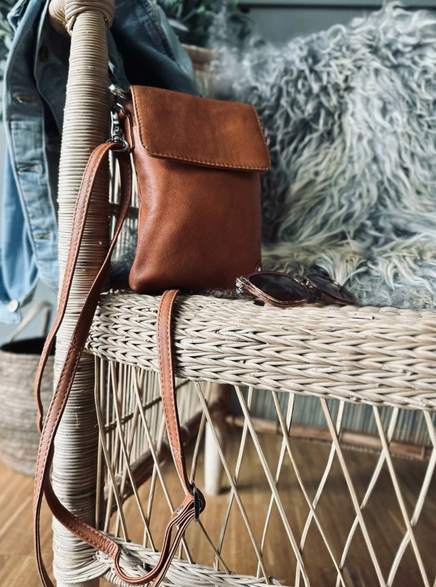 VIAMAJA Mobiltaske Aura Cognac Discount