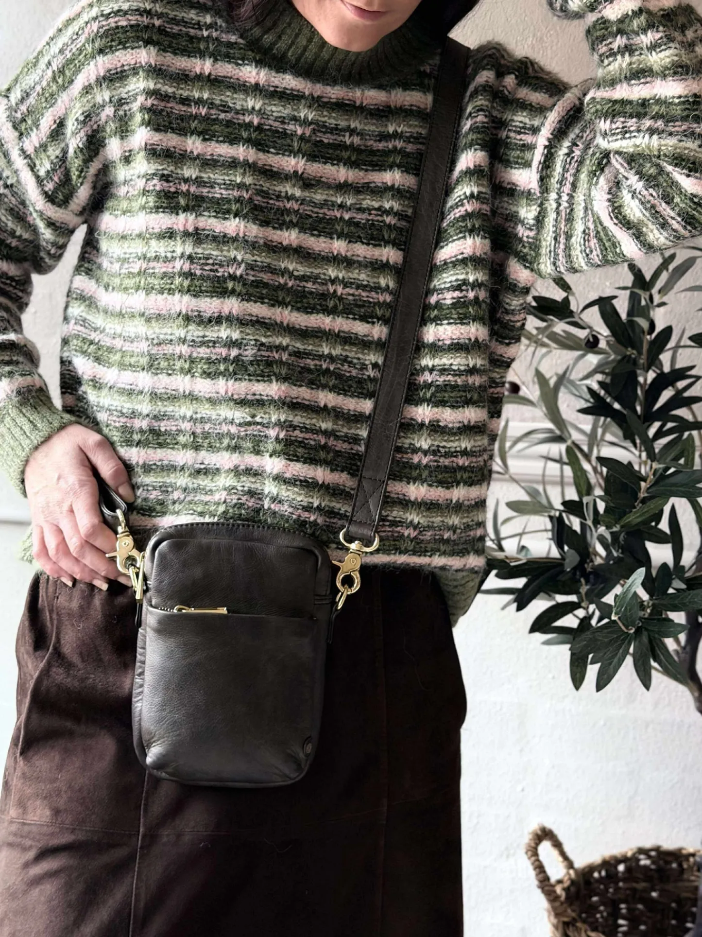 VIAMAJA Mobiltaske Liva Army New