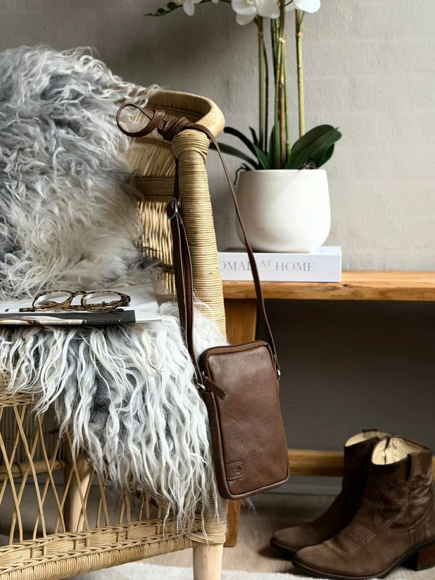 VIAMAJA Mobiltaske Misse - Coffee / silver
