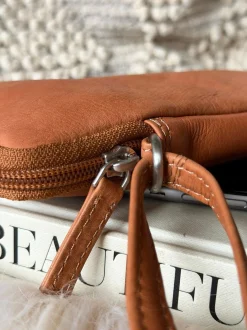 VIAMAJA Mobiltaske Misse - Cognac / silver Online