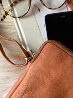 VIAMAJA Mobiltaske Misse - Cognac / silver Online
