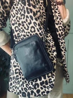 VIAMAJA Mobiltaske Navy Clearance