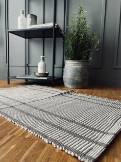VIAMAJA Måtte Recycling Beige strib - 50x80 Best