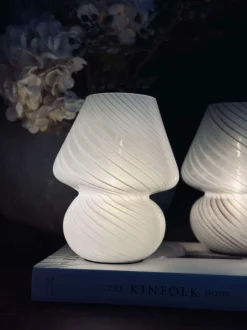 VIAMAJA Mushroom Medium – Hvid mundblæst glas Hot