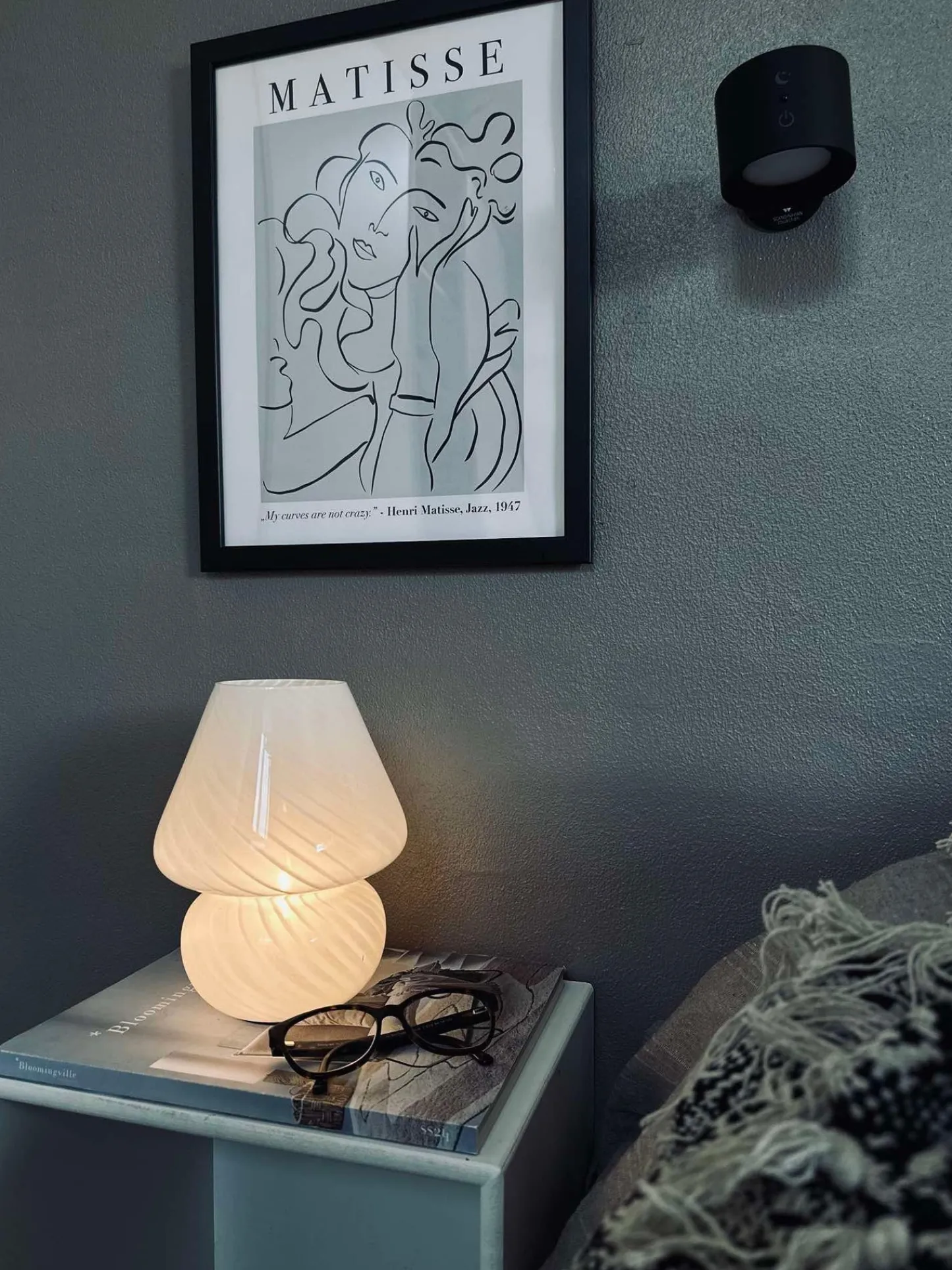 VIAMAJA Mushroom Medium – Hvid mundblæst glas Hot