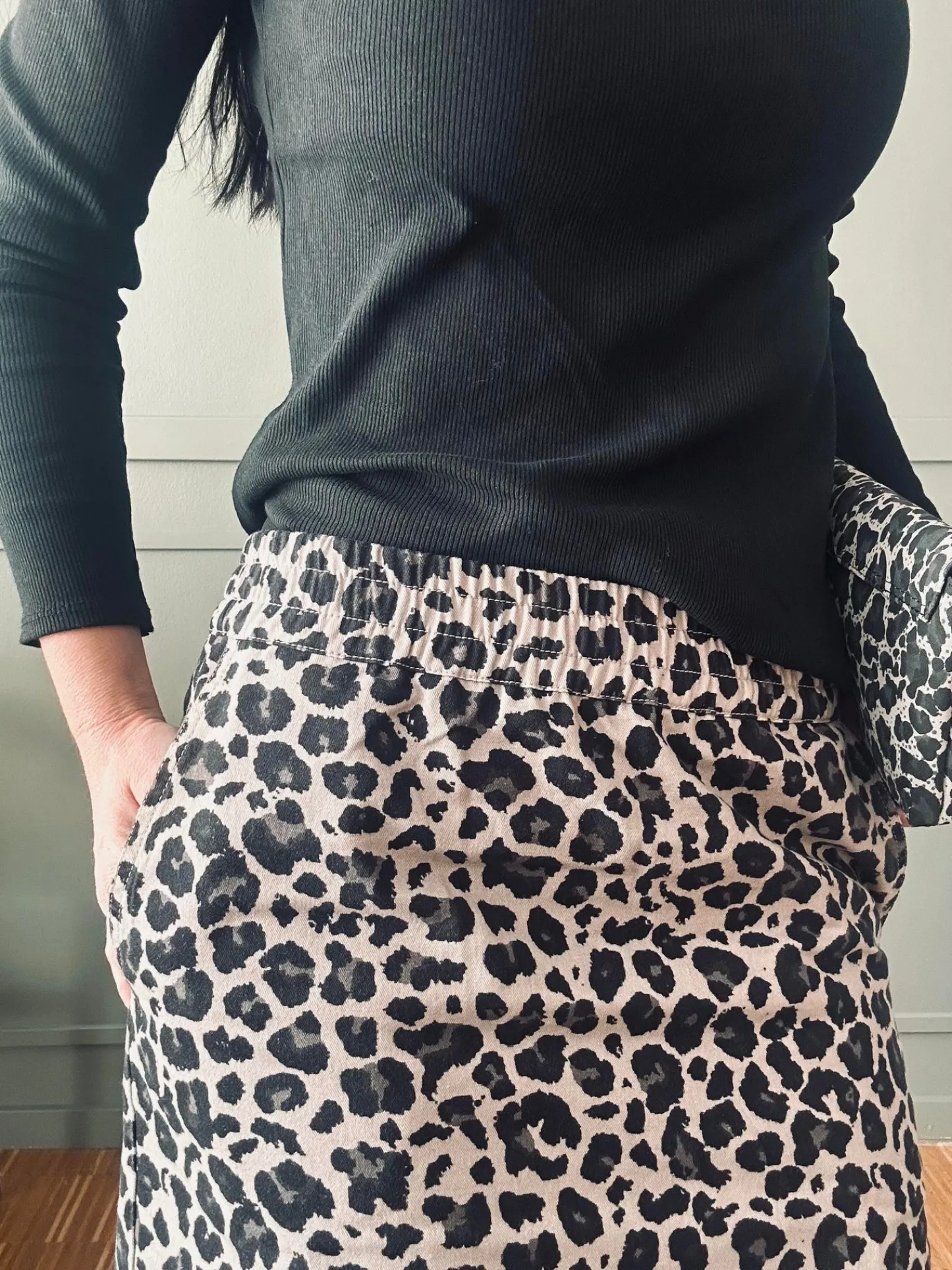 VIAMAJA Nederdel Jane Leopard Grey Best