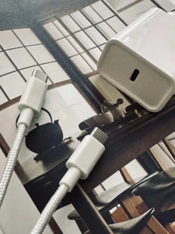 VIAMAJA Oplader USB C + 1 M Nylon cable: USB C to USB C Best