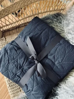 VIAMAJA Plaid / sengetæppe – Quilt Navy 200x220cm Best