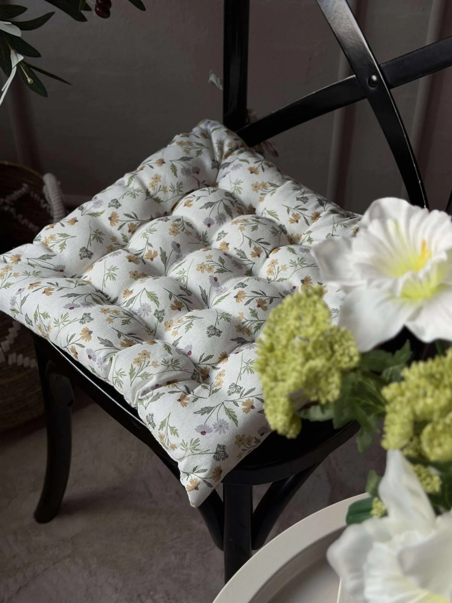 VIAMAJA Pude med fyld - Blomster Online