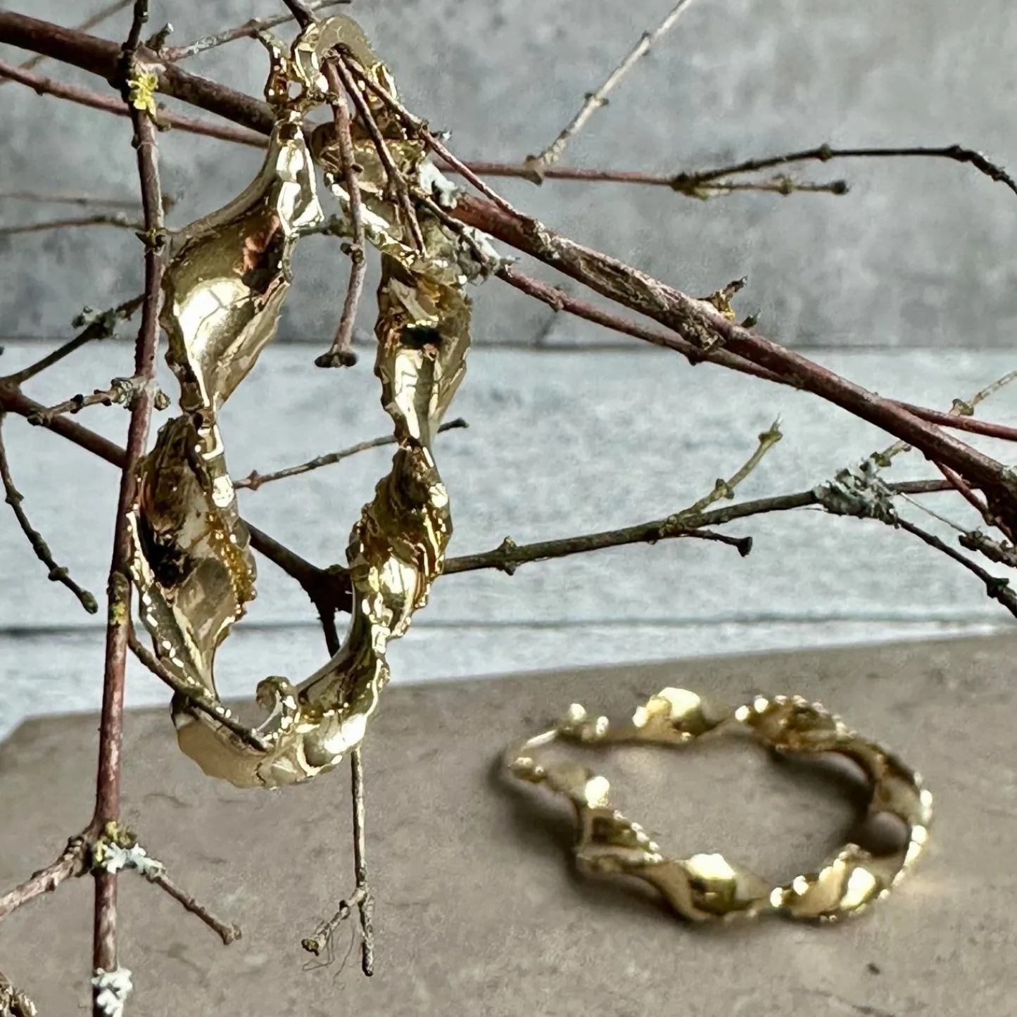 VIAMAJA Øreringe Cora hoops - 18k forgyldt New