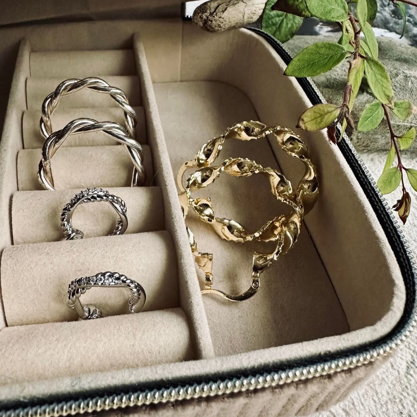 VIAMAJA Øreringe Cora hoops - 18k forgyldt New