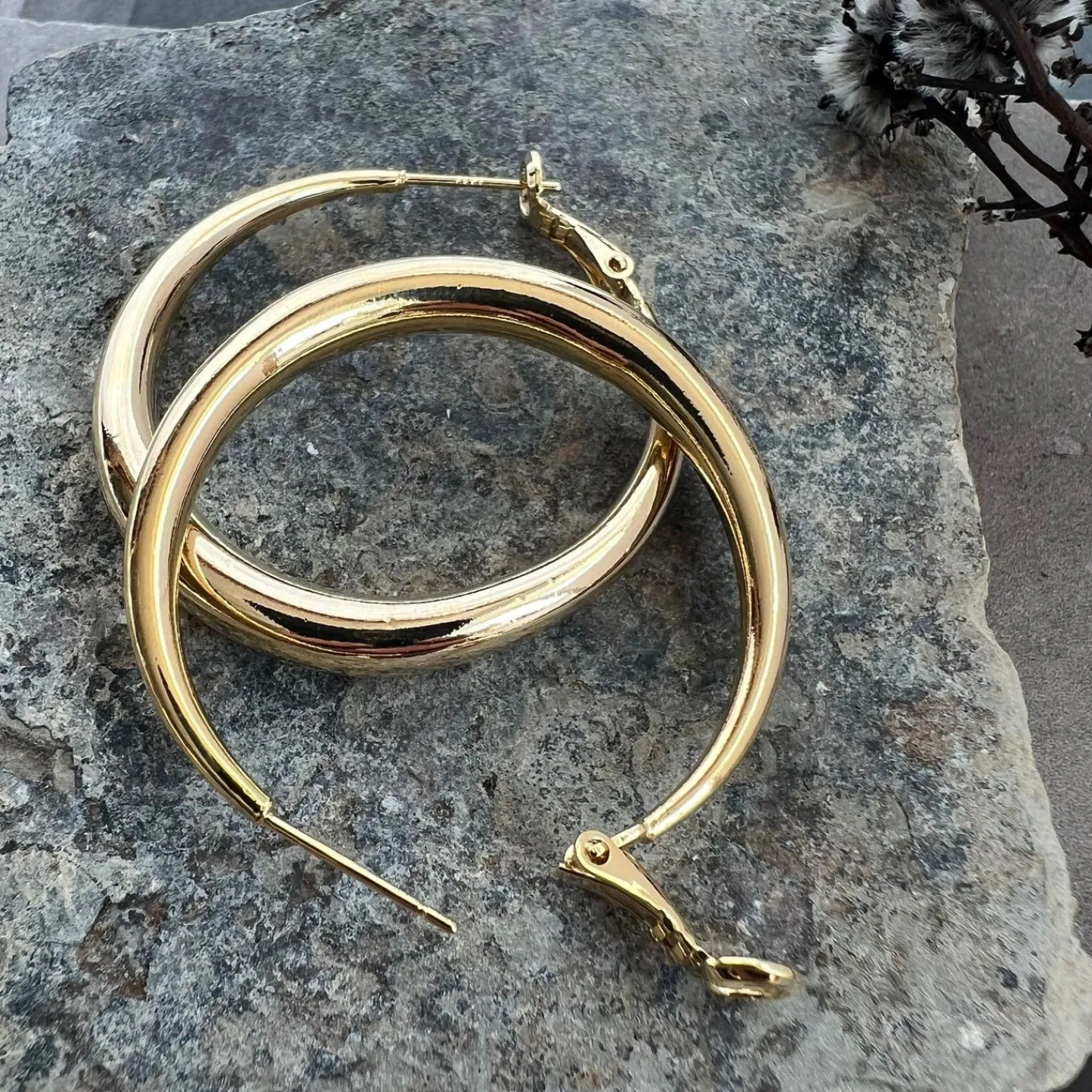 VIAMAJA Øreringe Lharni Gold 18K forgyldt New