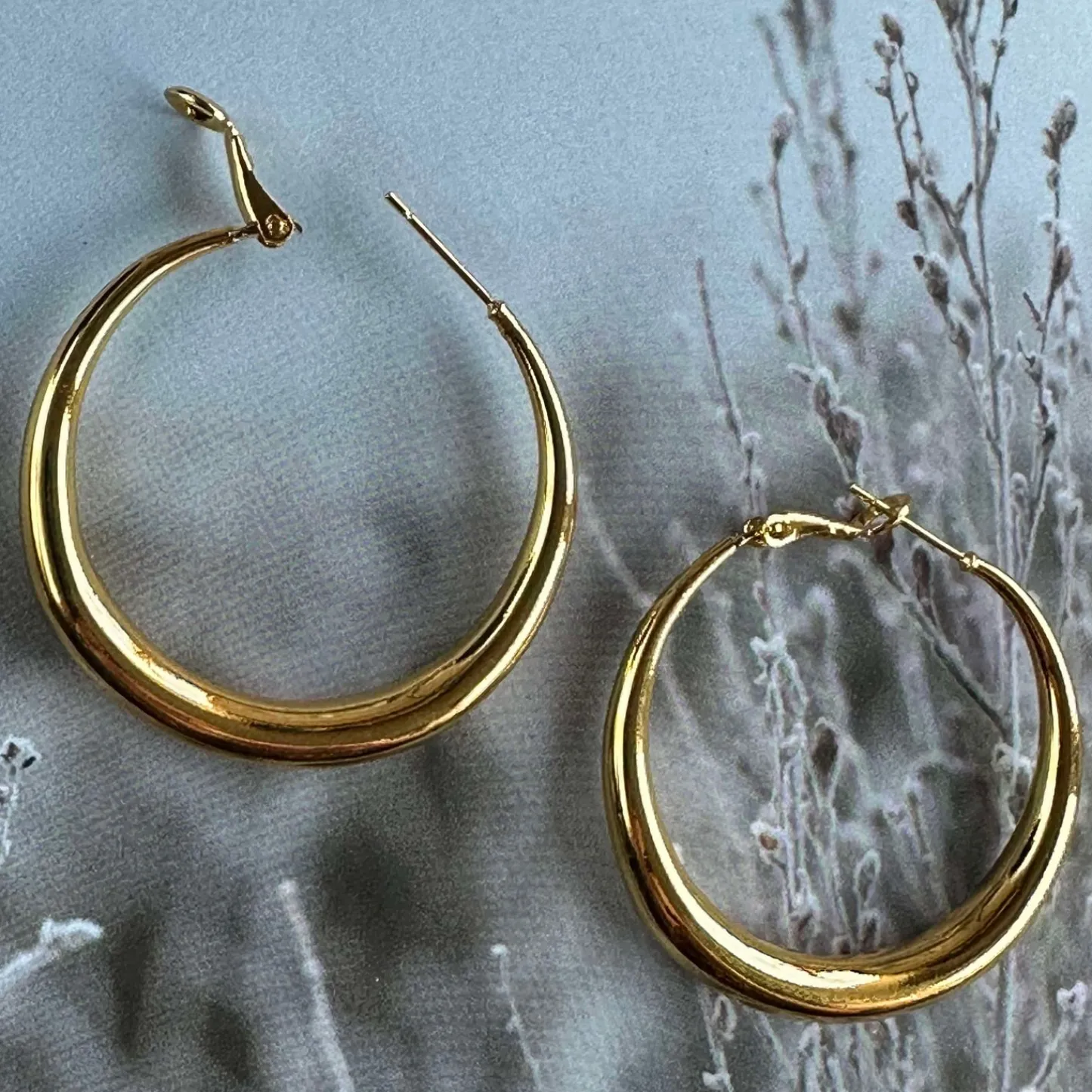 VIAMAJA Øreringe Lharni Gold 18K forgyldt New