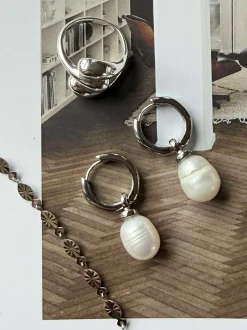 VIAMAJA Øreringe Signe - med ferskvandsperler - rhodium belagt Sale
