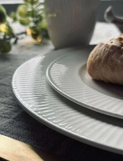 VIAMAJA Riflet porcelæn til 4 personer - 16 dele Discount