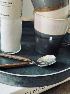 VIAMAJA Rund fad / bakke i beton look - Mellem Online