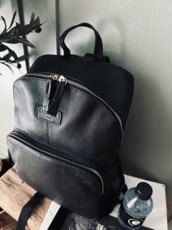 VIAMAJA Rygsæk – Black leather Outlet
