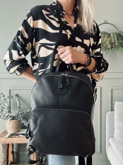 VIAMAJA Rygsæk – Black leather Outlet