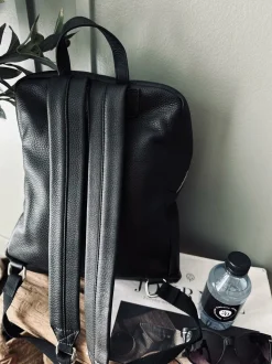 VIAMAJA Rygsæk – Black leather Outlet