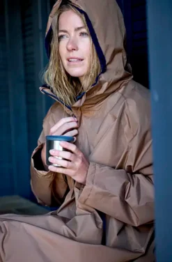 VIAMAJA Södahl North Vinterbadekåbe - Warm Taupe