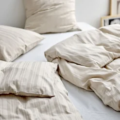 VIAMAJA Sengesæt, beige, 140x200 - 63x60 Outlet