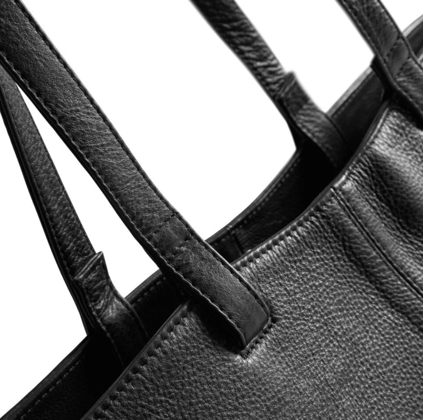 VIAMAJA Shopper Aura – Soft black leather