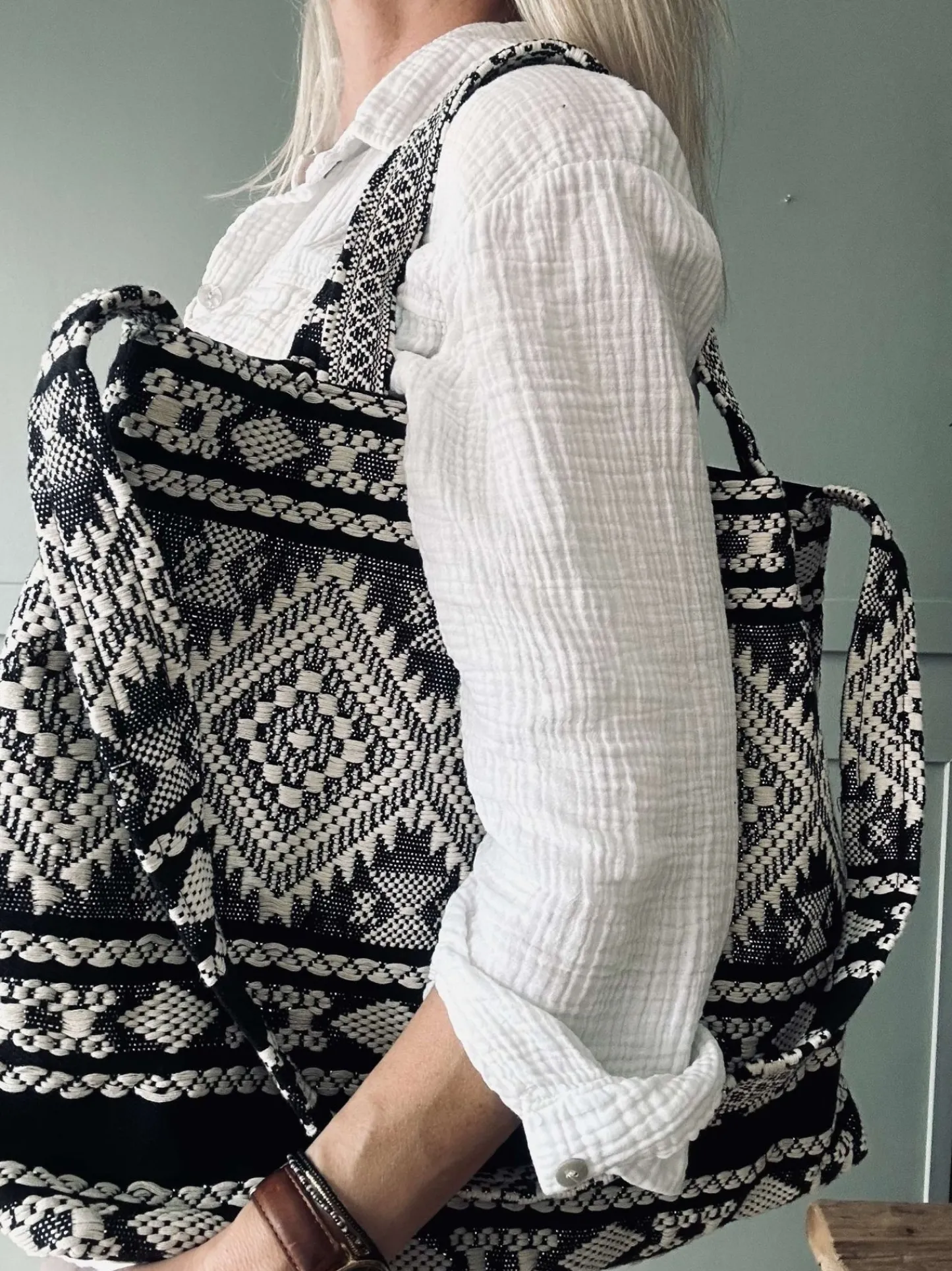 VIAMAJA Shopper Black boheme – Perfekt til yoga Sale
