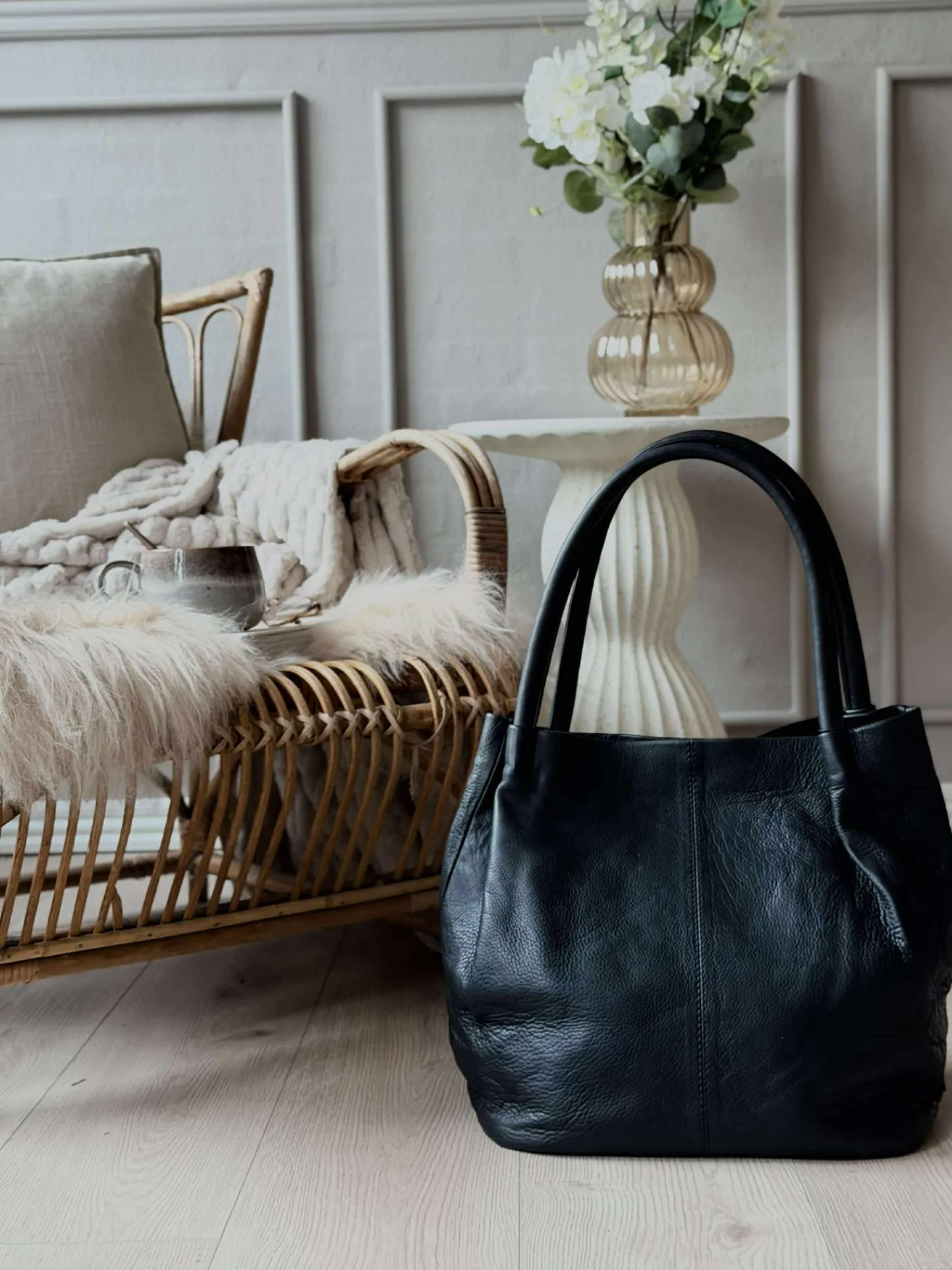 VIAMAJA Shopper Helena – Black
