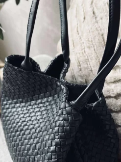 VIAMAJA Shopper i flettet skind - Black