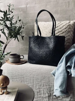 VIAMAJA Shopper i flettet skind - Black