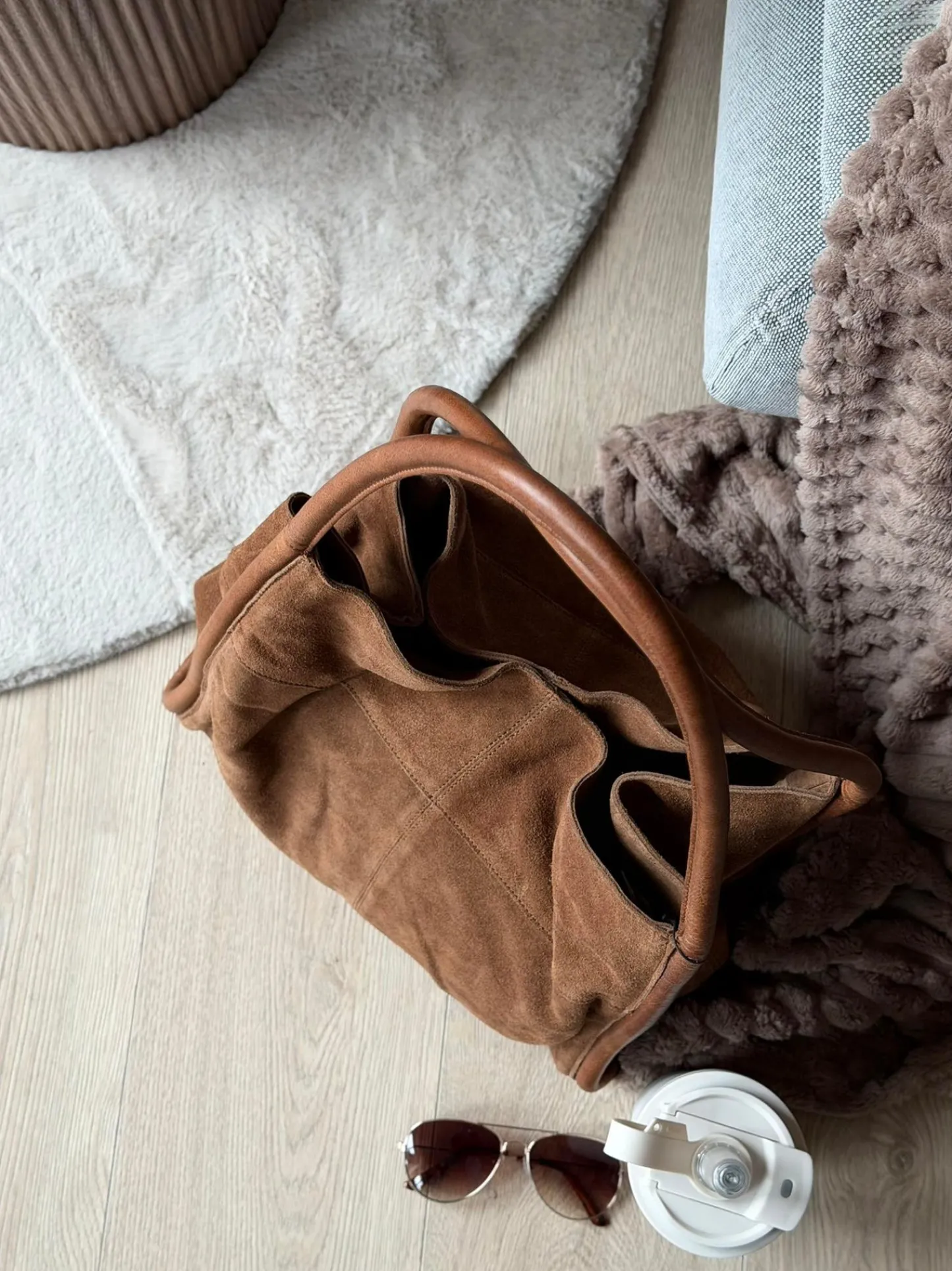 VIAMAJA Shopper i ruskind - Walnut Discount