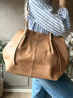 VIAMAJA Shopper XL i blød skindkvalitet - Sand Online