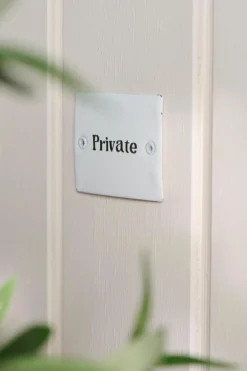 VIAMAJA Skilt emalje Private Online