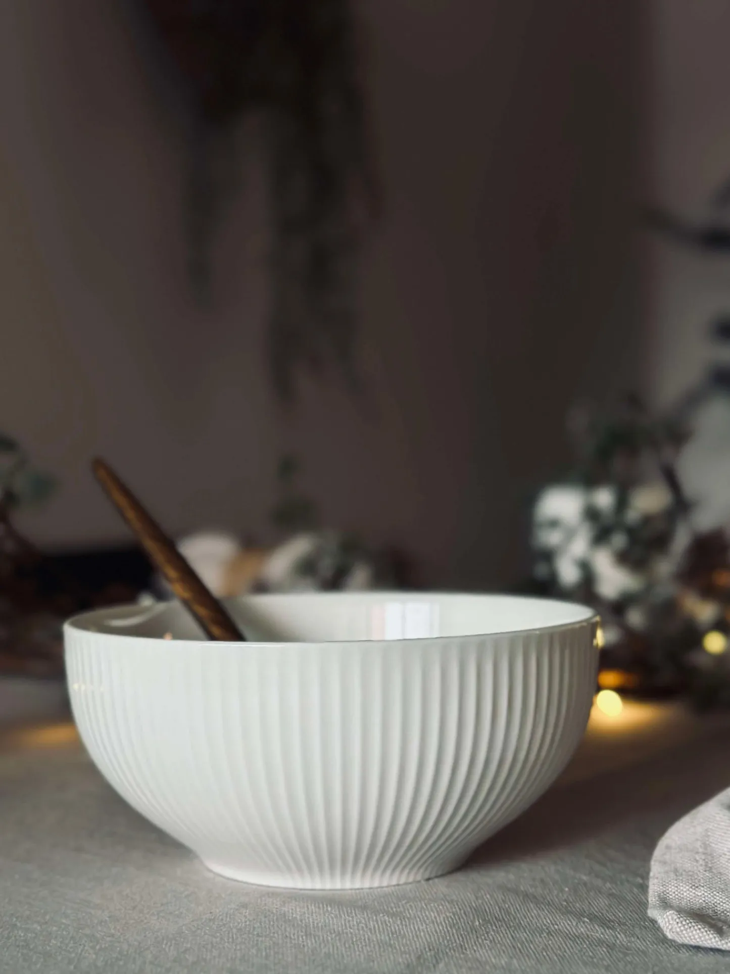 VIAMAJA Skål Riflet - Porcelæn Hot