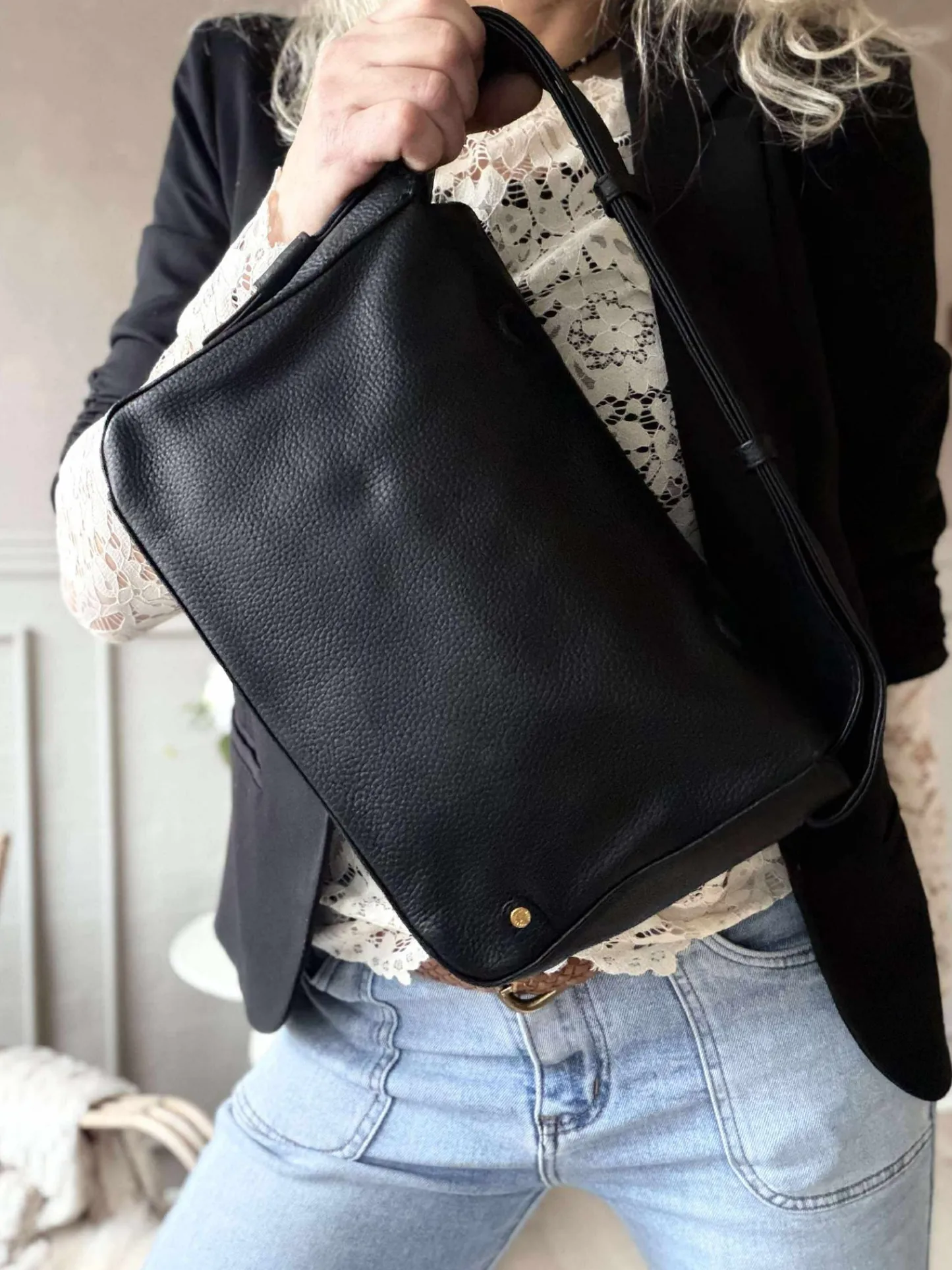VIAMAJA Skuldertaske Dalia - Black Best