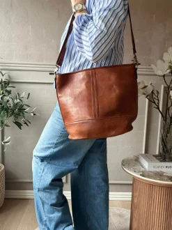 VIAMAJA Skuldertaske Nomi walnut New