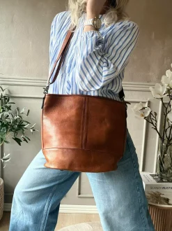 VIAMAJA Skuldertaske Nomi walnut New