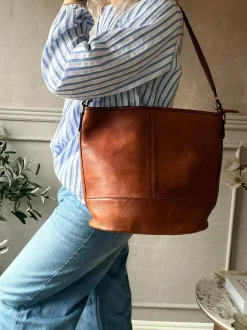 VIAMAJA Skuldertaske Nomi walnut New