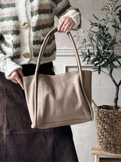 VIAMAJA Skuldertaske Taupe Sale