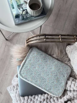 VIAMAJA Sleeve til ipad / laptop - Blomster Best