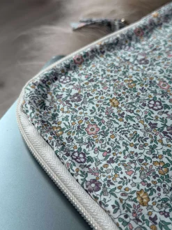 VIAMAJA Sleeve til ipad / laptop - Blomster Best