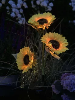 VIAMAJA Solsikke med solceller Hot