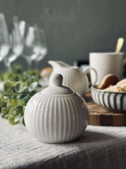 VIAMAJA Sukkerskål Riflet - Porcelæn Best