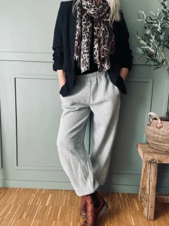 VIAMAJA Sweatpants Grey Hot