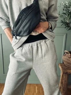 VIAMAJA Sweatpants Grey Hot