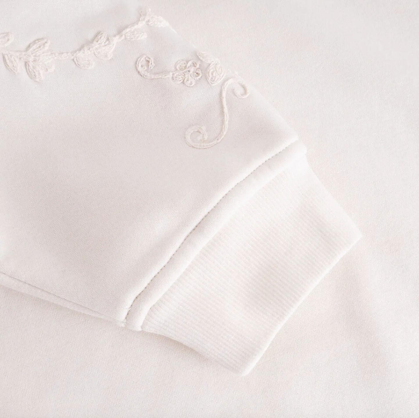 VIAMAJA Sweatshirt med broderi - White oversize Outlet