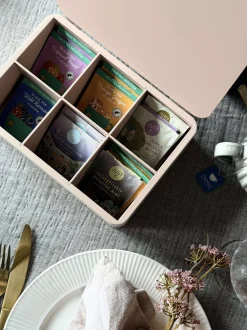 VIAMAJA TEA kasse - Creme eller Rosa