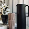 VIAMAJA Termokande med trykknap funktion - 1 liter