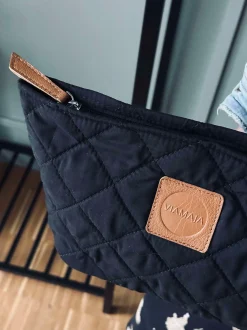 VIAMAJA Toilettaske / clutch – Sort quilt Outlet