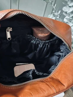 VIAMAJA Toilettaske - Cognac
